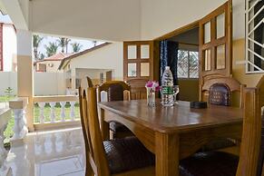 Kunta Kinteh Beach Complex