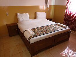 Kunta Kinteh Beach Complex