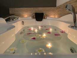 ARYA Boutique Resort