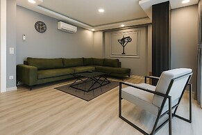 On4 Rooms & Suites