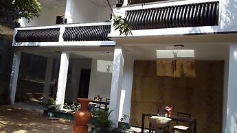 Sanjee'sHome & Lanka Ayurveda