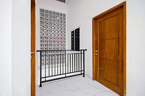 Super OYO 1319 88 Exclusive Guesthouse