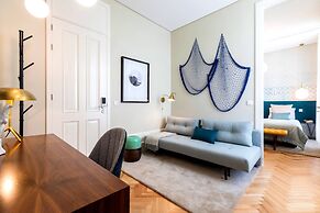 Harbour Inn Design Townhouse
