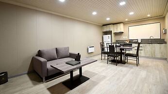 Regal Residency