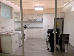 Suite and Apartment Well Located In Quito