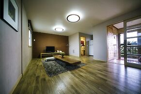 Tongyeong MongDol House