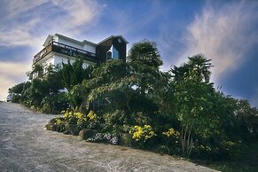 Tongyeong MongDol House