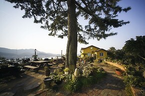 Tongyeong MongDol House