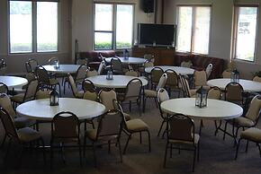 The Golf Inn at QC Resort and RV