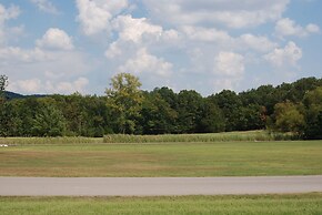 The Golf Inn at QC Resort and RV