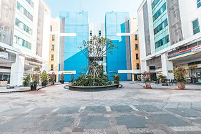 OYO Flagship 1170 The Habitat Karawaci