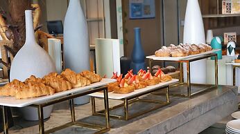 voco Shanghai Hongqiao Hub by IHG