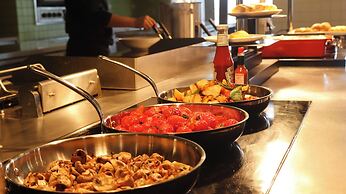 voco Shanghai Hongqiao Hub by IHG