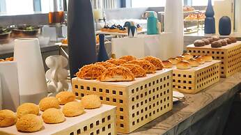 voco Shanghai Hongqiao Hub by IHG