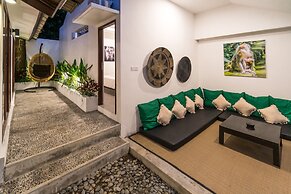 Private 7 Bedroom near Seminyak