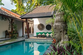 Private 7 Bedroom near Seminyak