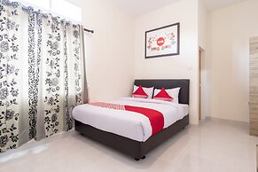 Super OYO Capital O 873 Kamani Homestay Syariah