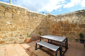 Trinity Hill Apartments