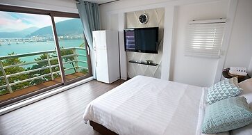 Tongyeong Tulip Pension