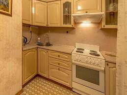 Apartment - Profsoyuznaya 136