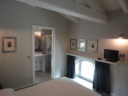 Corte Merighi Charming Rooms & Breakfast