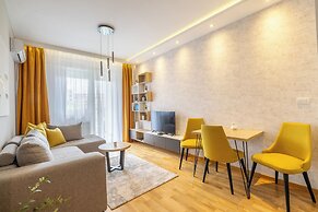 Arena Big Luxury Apartment