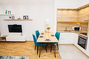 Arena Big Luxury Apartment