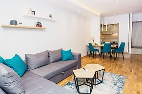 Arena Big Luxury Apartment