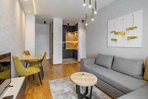 Arena Big Luxury Apartment