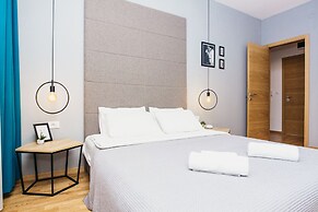 Arena Big Luxury Apartment