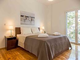 Modern Apartment Athens Center