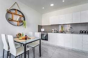 Even Israel Apartments