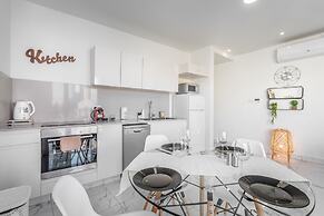 Even Israel Apartments