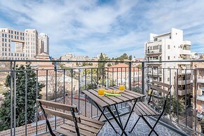 Even Israel Apartments