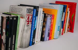 Modern Apartment Across the Ponds