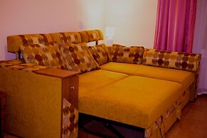 Best Apartments on Kyryla & Mefodia