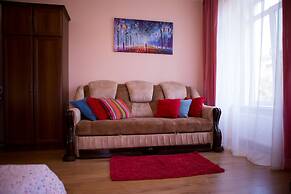 Best Apartments on Kyryla & Mefodia