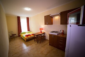Best Apartments on Kyryla & Mefodia