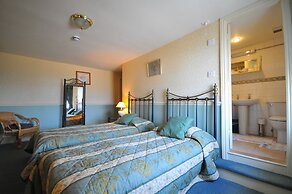 Edderton Hall Country House