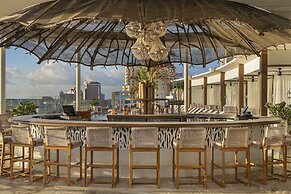 The Ben West Palm, Autograph Collection