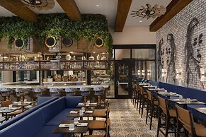 The Ben West Palm, Autograph Collection