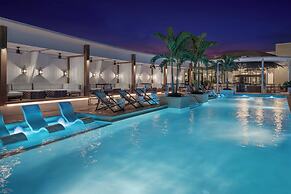 The Ben West Palm, Autograph Collection