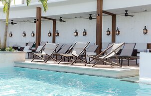 The Ben West Palm, Autograph Collection