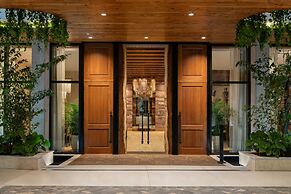 The Ben West Palm, Autograph Collection