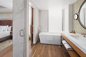 The Ben West Palm, Autograph Collection