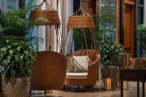 The Ben West Palm, Autograph Collection