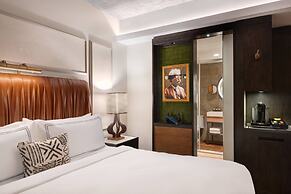 The Ben West Palm, Autograph Collection