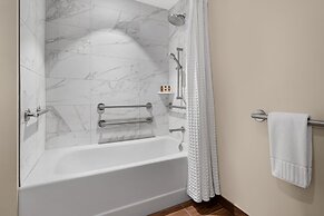 The Ben West Palm, Autograph Collection