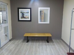 MJ Inn and Suites