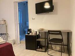 Gatto Bianco Picone 19